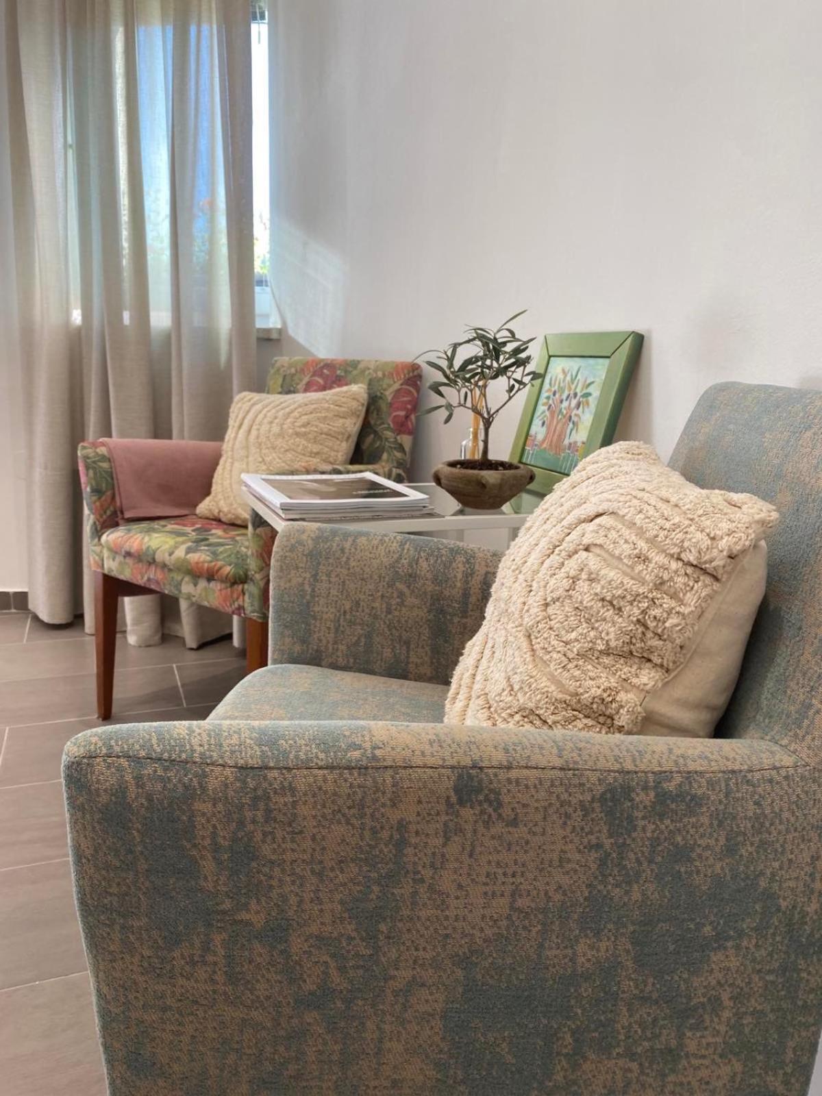 Rupa Studio Apartment Lu מראה חיצוני תמונה